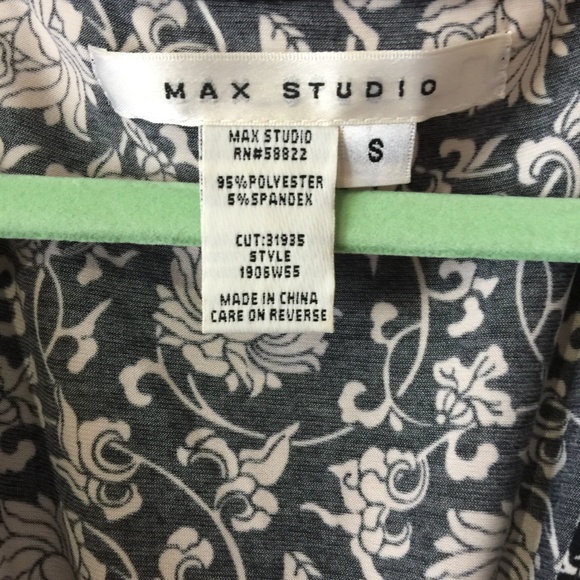 GORGEOUS MAX STUDIO BLACK CREAM FLORAL MINI DRESS - Picture 6 of 7